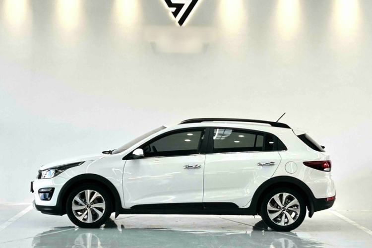 Used Kia KX Cross 2018 1.6L Automatic Dynamic Sunroof Version Exterior 3