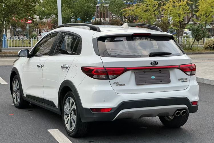Used Kia KX Cross 2018 1.6L Automatic Dynamic Sunroof Version Exterior 3
