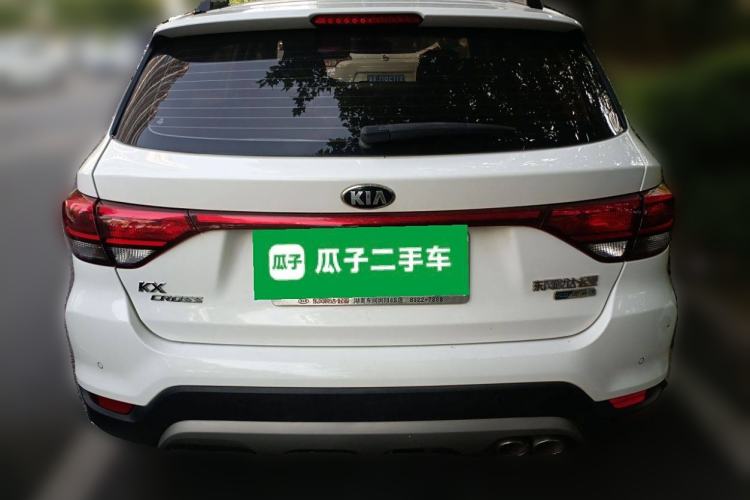 Used Kia KX Cross 2018 1.6L Automatic Dynamic Sunroof Version Exterior 4