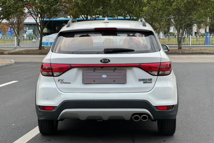 Used Kia KX Cross 2018 1.6L Automatic Dynamic Sunroof Version Exterior 4