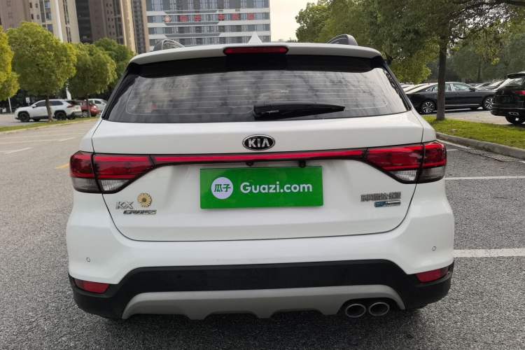 Used Kia KX Cross 2018 1.6L Automatic Dynamic Sunroof Version Exterior 4