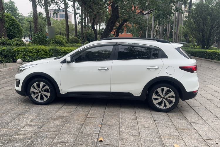 Used Kia KX Cross 2018 1.6L Automatic Dynamic Sunroof Version Exterior 4