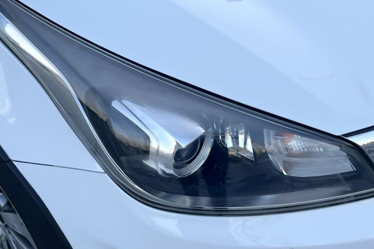 Used Kia KX Cross 2018 1.6L Automatic Dynamic Sunroof Version Exterior 8