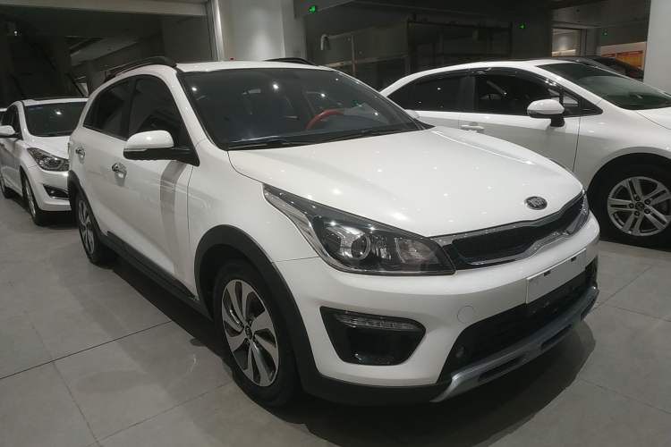 Used Kia KX Cross 2018 1.6L Automatic Dynamic Sunroof Version Front Right 45 Deg