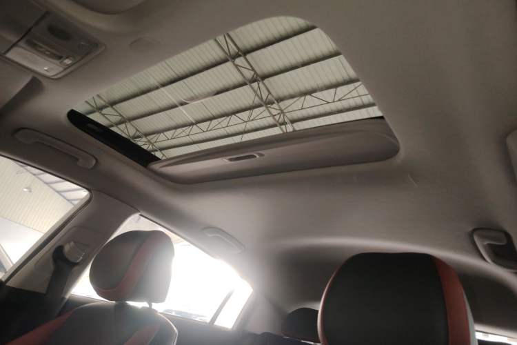 Used Kia KX Cross 2018 1.6L Automatic Dynamic Sunroof Version Headliner