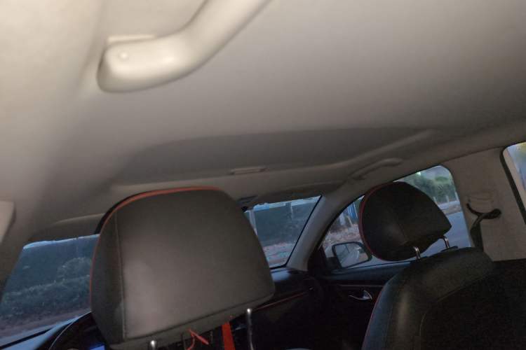 Used Kia KX Cross 2018 1.6L Automatic Dynamic Sunroof Version Headliner