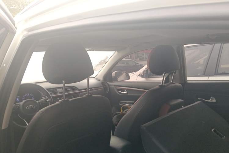 Used Kia KX Cross 2018 1.6L Automatic Dynamic Sunroof Version Headliner