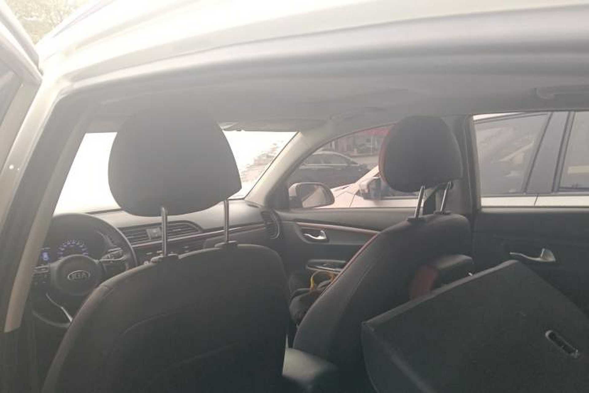 Used Kia KX Cross 2018 1.6L Automatic Dynamic Sunroof Version Headliner