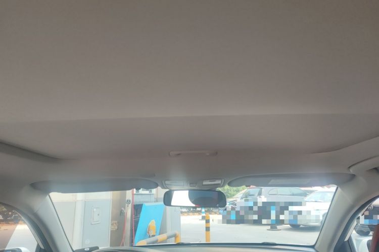 Used Kia KX Cross 2018 1.6L Automatic Dynamic Sunroof Version Headliner