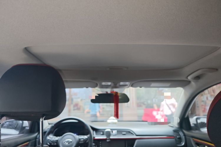 Used Kia KX Cross 2018 1.6L Automatic Dynamic Sunroof Version Headliner