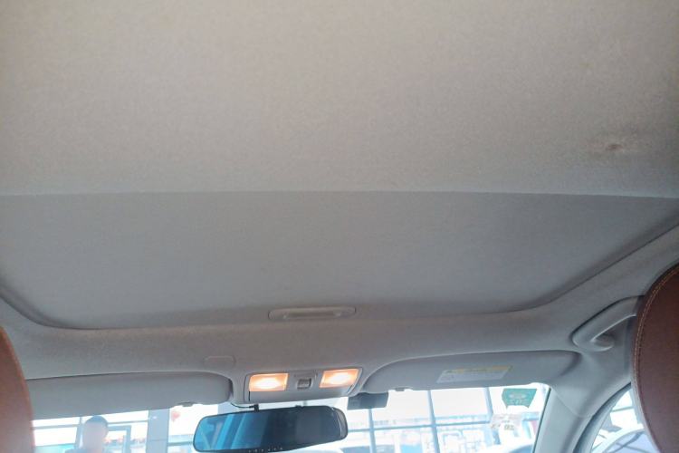 Used Kia KX Cross 2018 1.6L Automatic Dynamic Sunroof Version Headliner