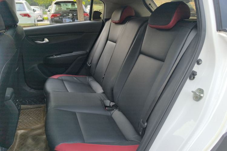 Used Kia KX Cross 2018 1.6L Automatic Dynamic Sunroof Version Interior 1