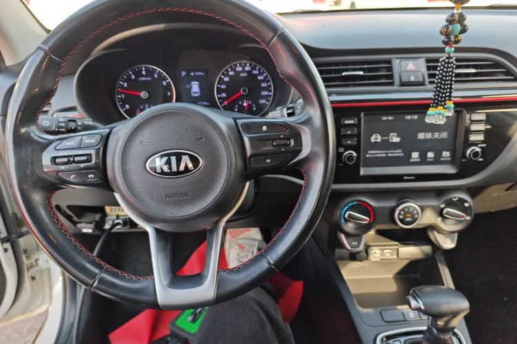 Used Kia KX Cross 2018 1.6L Automatic Dynamic Sunroof Version Interior 2