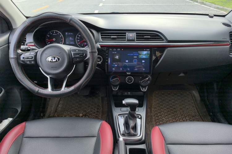 Used Kia KX Cross 2018 1.6L Automatic Dynamic Sunroof Version Interior 3