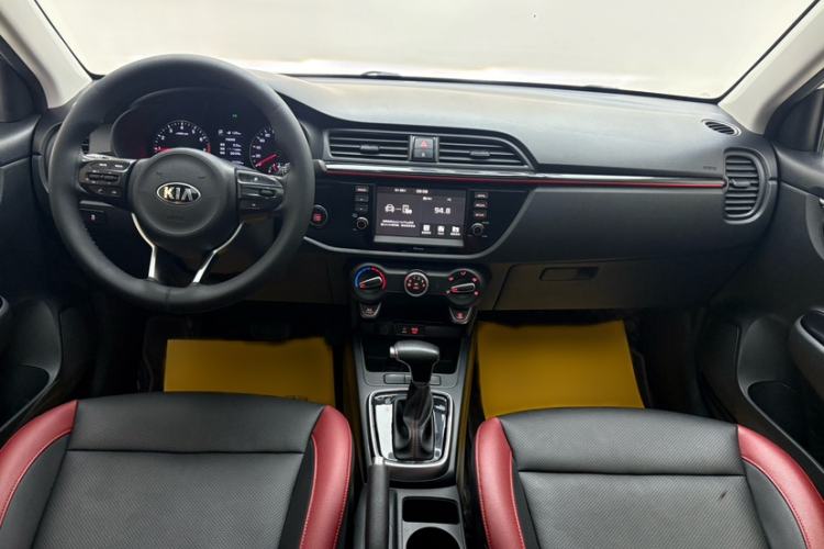 Used Kia KX Cross 2018 1.6L Automatic Dynamic Sunroof Version Interior 3