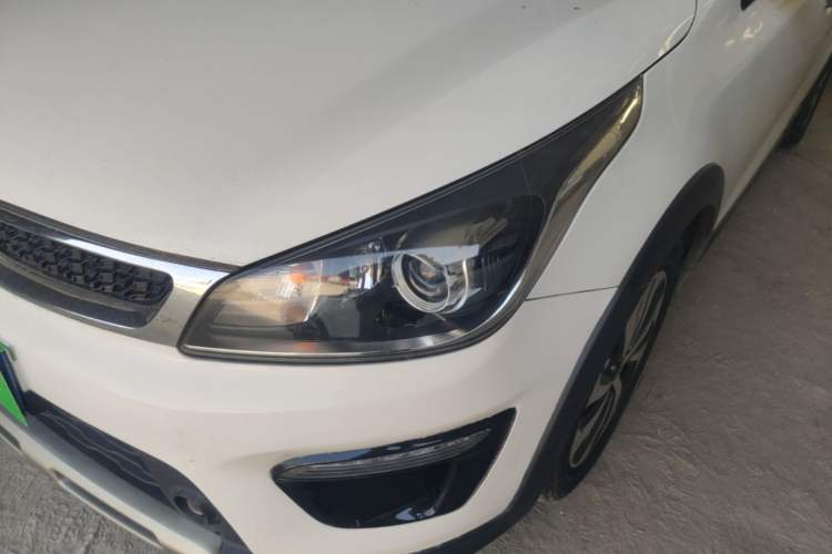 Used Kia KX Cross 2018 1.6L Automatic Dynamic Sunroof Version Left Front Headlight