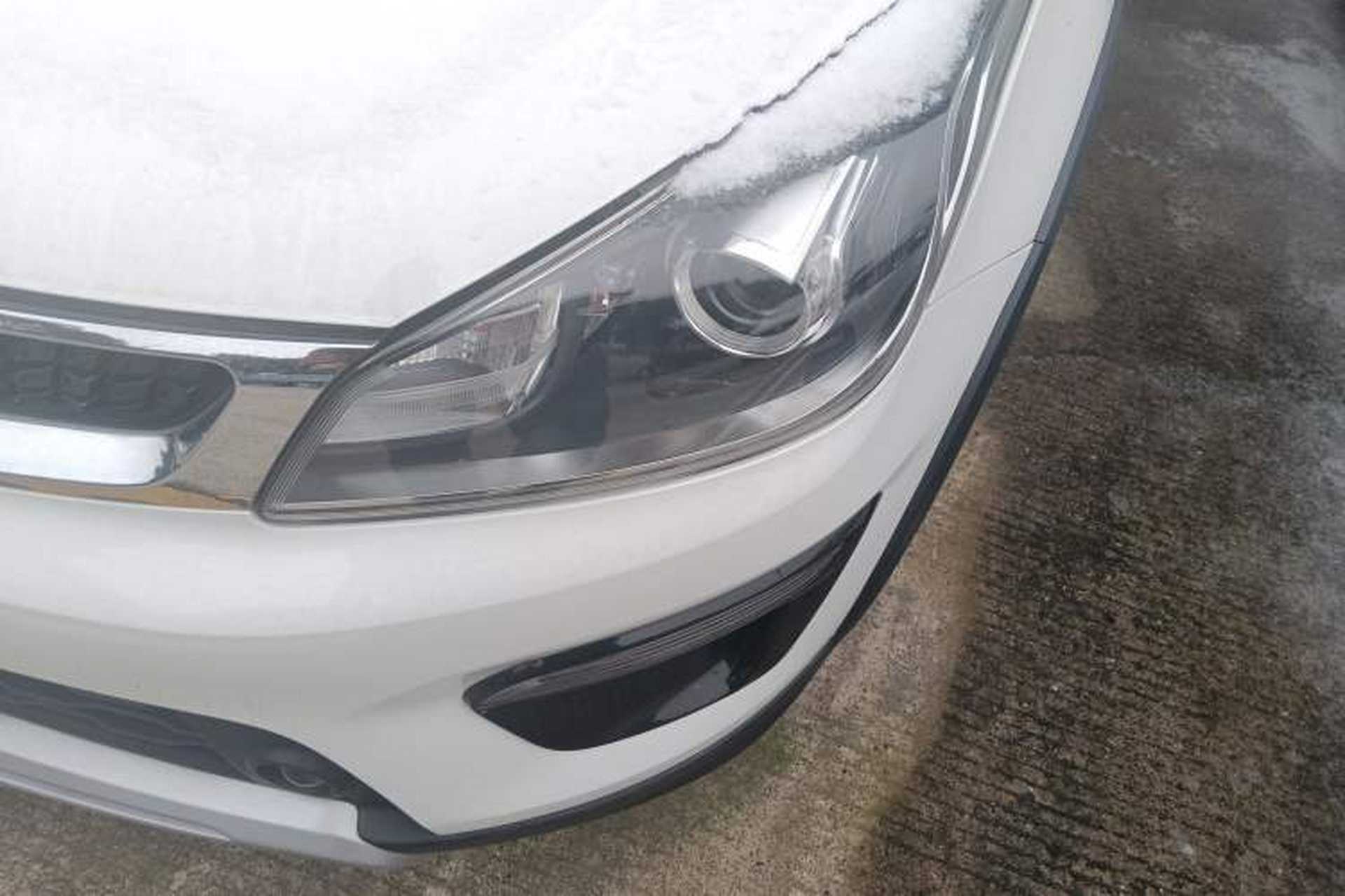 Used Kia KX Cross 2018 1.6L Automatic Dynamic Sunroof Version Left Front Headlight