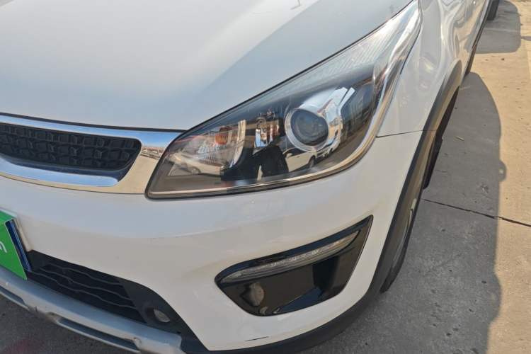 Used Kia KX Cross 2018 1.6L Automatic Dynamic Sunroof Version Left Front Headlight