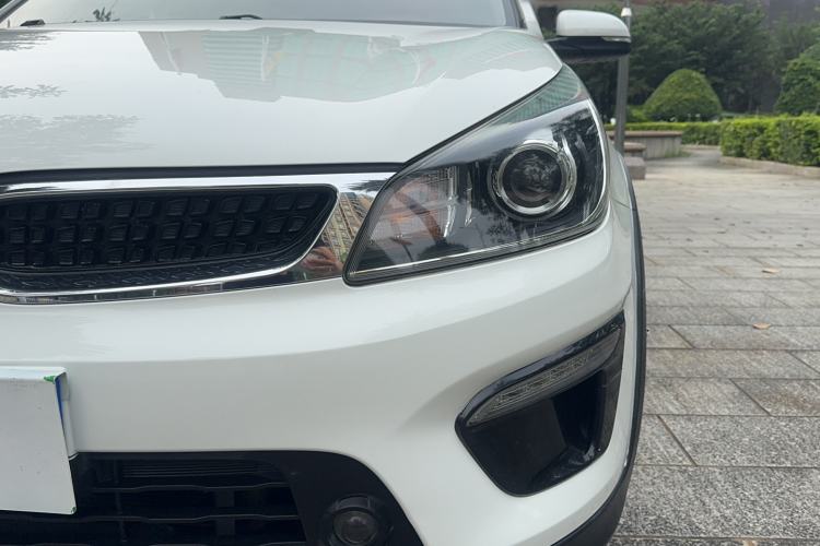 Used Kia KX Cross 2018 1.6L Automatic Dynamic Sunroof Version Left Front Headlight