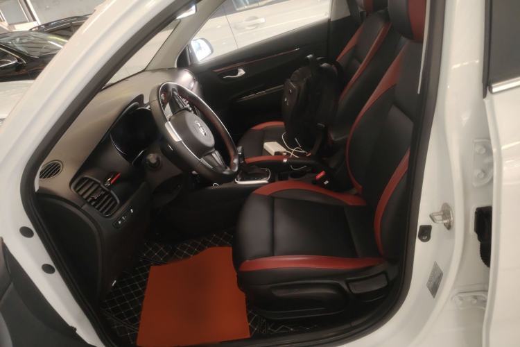 Used Kia KX Cross 2018 1.6L Automatic Dynamic Sunroof Version Left Front Seat
