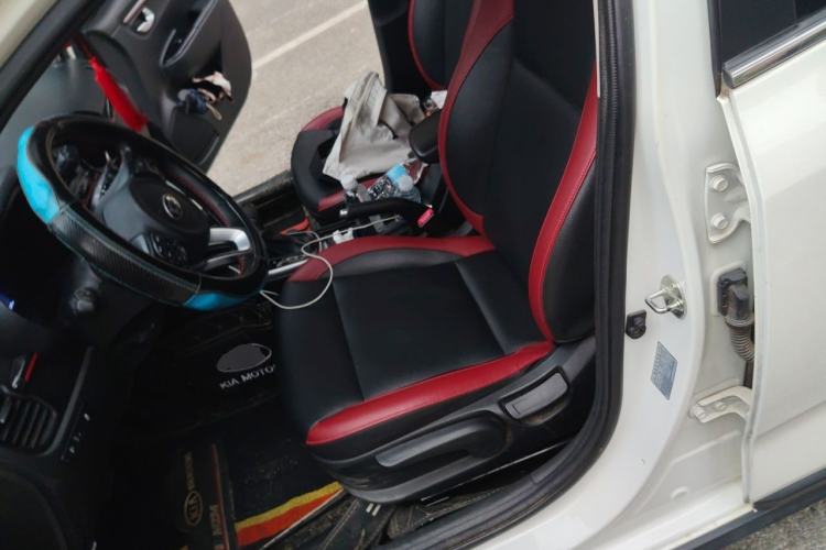 Used Kia KX Cross 2018 1.6L Automatic Dynamic Sunroof Version Left Front Seat