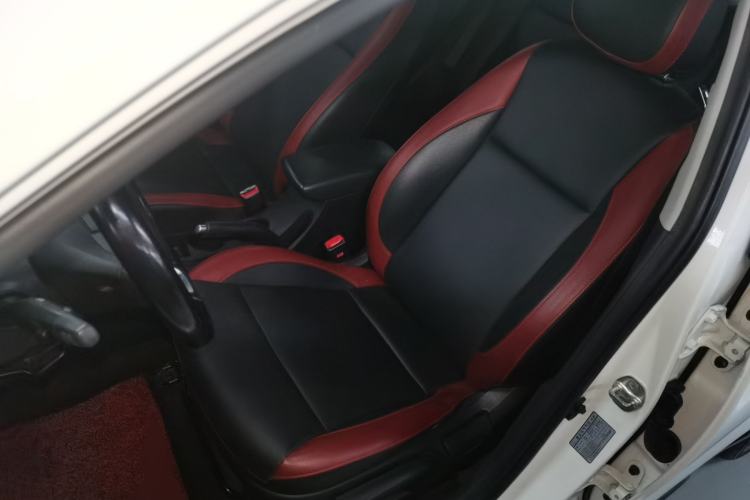 Used Kia KX Cross 2018 1.6L Automatic Dynamic Sunroof Version Left Front Seat