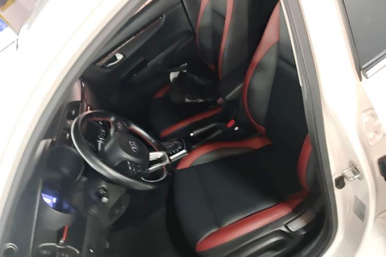 Used Kia KX Cross 2018 1.6L Automatic Dynamic Sunroof Version Left Front Seat