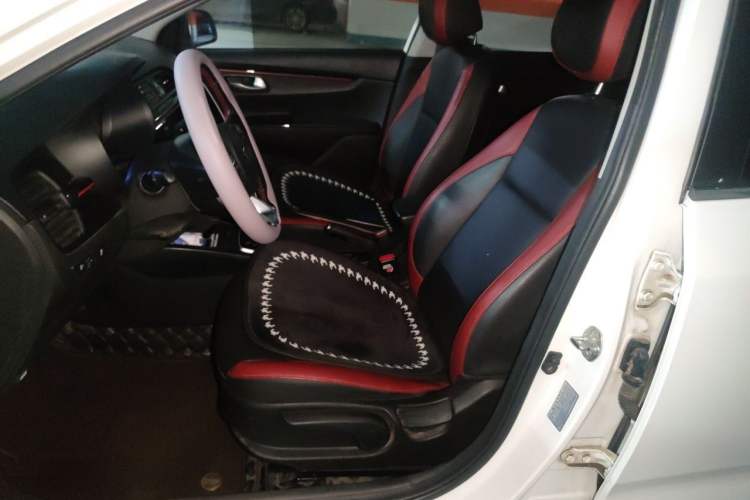 Used Kia KX Cross 2018 1.6L Automatic Dynamic Sunroof Version Left Front Seat
