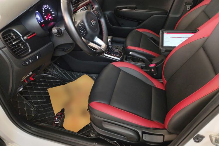 Used Kia KX Cross 2018 1.6L Automatic Dynamic Sunroof Version Left Front Seat