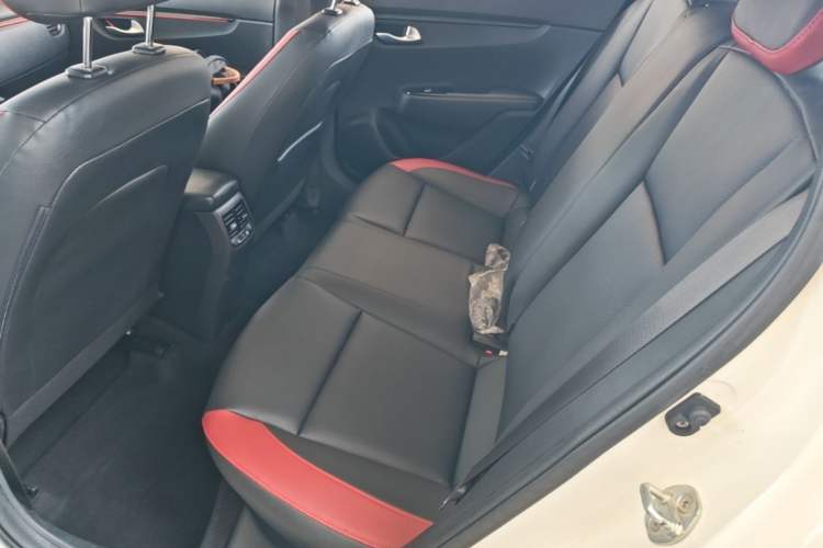 Used Kia KX Cross 2018 1.6L Automatic Dynamic Sunroof Version Left Rear Seat
