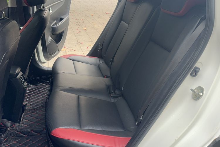 Used Kia KX Cross 2018 1.6L Automatic Dynamic Sunroof Version Left Rear Seat