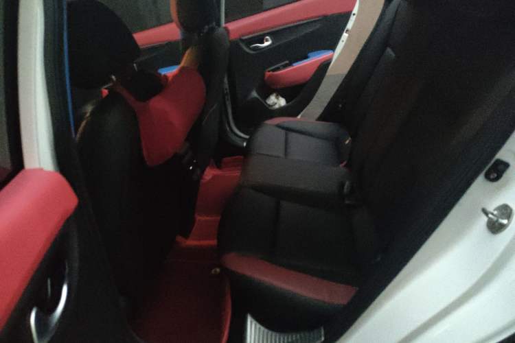 Used Kia KX Cross 2018 1.6L Automatic Dynamic Sunroof Version Left Rear Seat