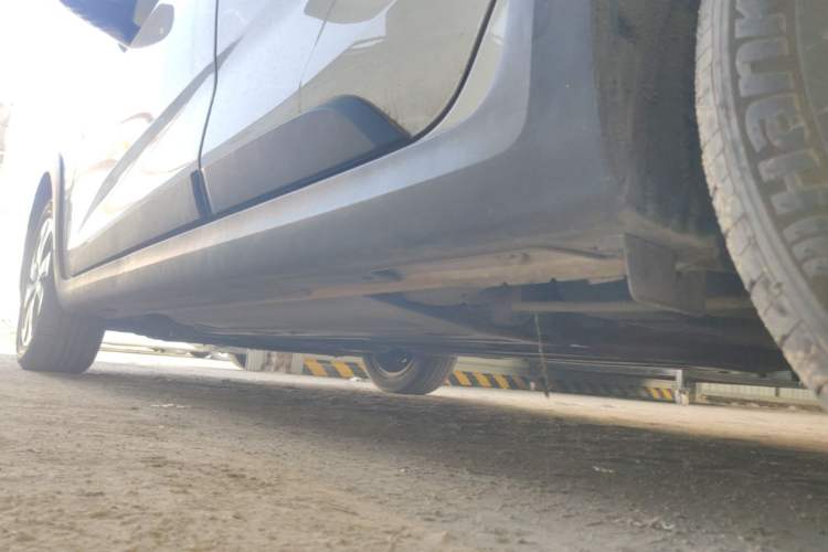 Used Kia KX Cross 2018 1.6L Automatic Dynamic Sunroof Version Left Side Sill