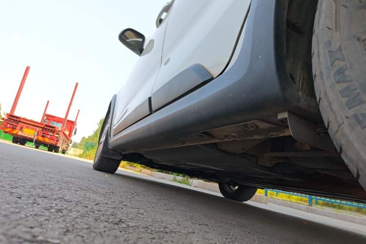 Used Kia KX Cross 2018 1.6L Automatic Dynamic Sunroof Version Left Side Sill