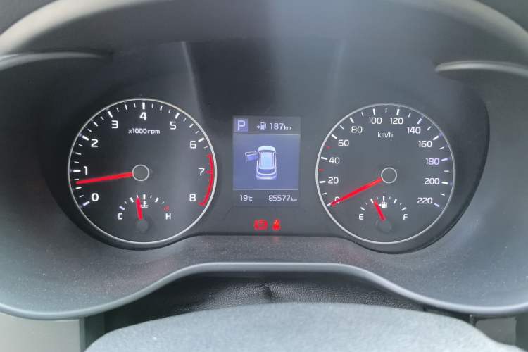 Used Kia KX Cross 2018 1.6L Automatic Dynamic Sunroof Version Odometer Close Up