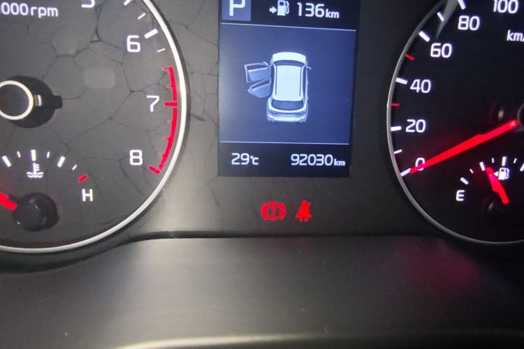 Used Kia KX Cross 2018 1.6L Automatic Dynamic Sunroof Version Odometer Close Up