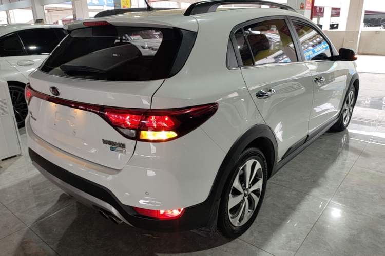 Used Kia KX Cross 2018 1.6L Automatic Dynamic Sunroof Version Rear Right 45 Deg