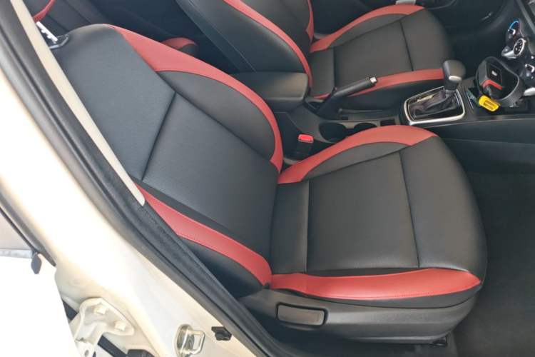 Used Kia KX Cross 2018 1.6L Automatic Dynamic Sunroof Version Right Front Seat