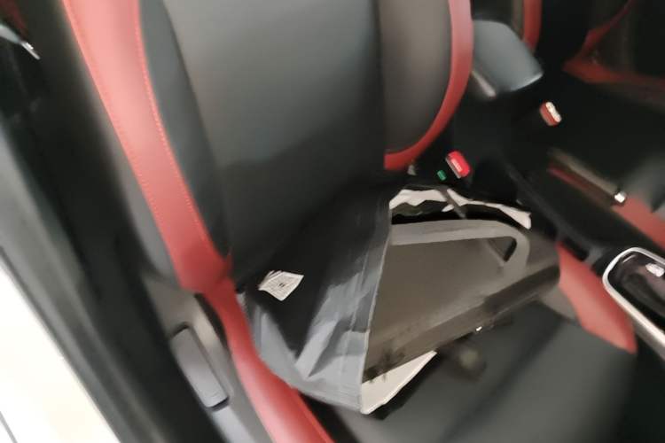 Used Kia KX Cross 2018 1.6L Automatic Dynamic Sunroof Version Right Front Seat