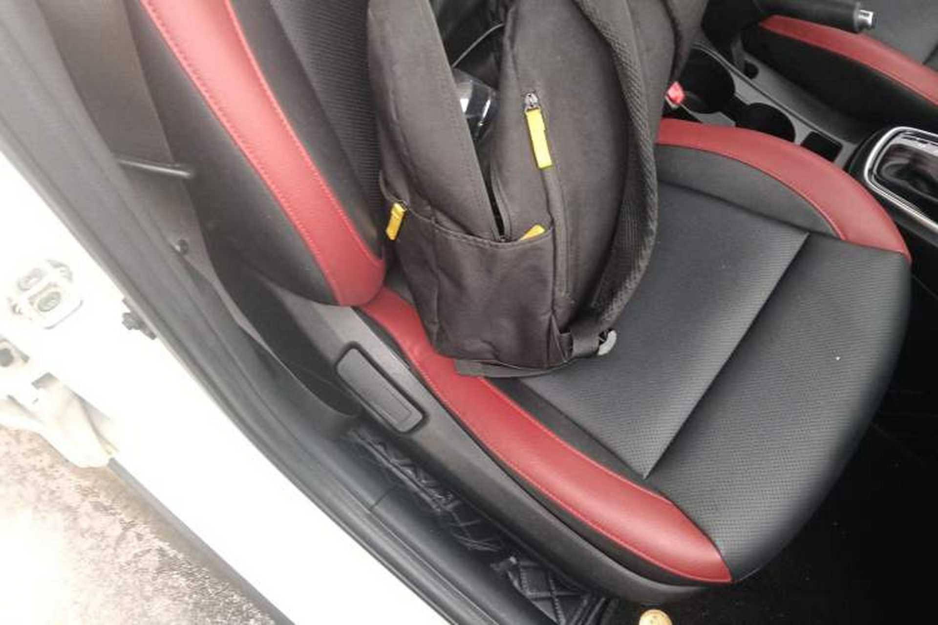 Used Kia KX Cross 2018 1.6L Automatic Dynamic Sunroof Version Right Front Seat