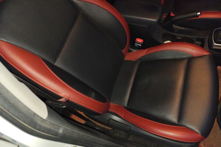 Used Kia KX Cross 2018 1.6L Automatic Dynamic Sunroof Version Right Front Seat