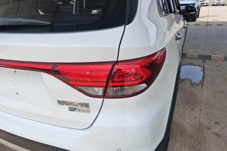 Used Kia KX Cross 2018 1.6L Automatic Dynamic Sunroof Version Right Rear Taillight