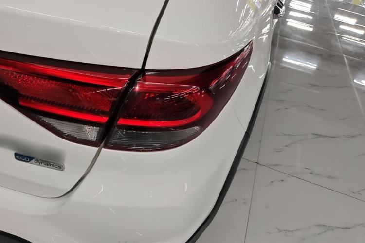 Used Kia KX Cross 2018 1.6L Automatic Dynamic Sunroof Version Right Rear Taillight