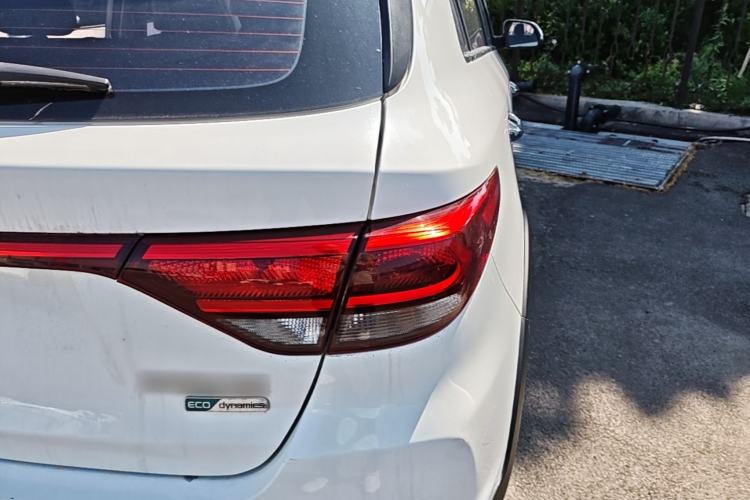 Used Kia KX Cross 2018 1.6L Automatic Dynamic Sunroof Version Right Rear Taillight