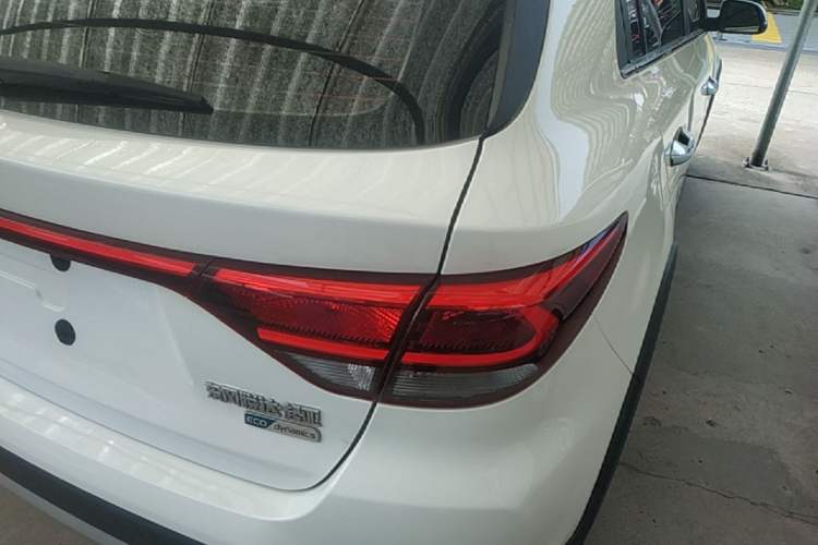Used Kia KX Cross 2018 1.6L Automatic Dynamic Sunroof Version Right Rear Taillight