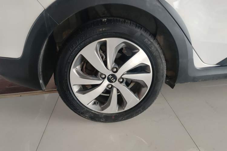 Used Kia KX Cross 2018 1.6L Automatic Dynamic Sunroof Version Right Rear Wheel Hub