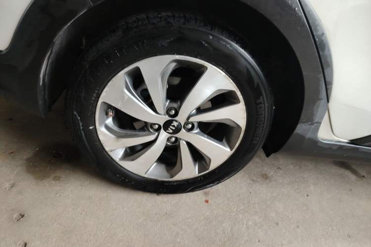 Used Kia KX Cross 2018 1.6L Automatic Dynamic Sunroof Version Right Rear Wheel Hub