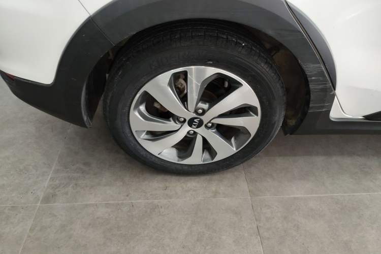 Used Kia KX Cross 2018 1.6L Automatic Dynamic Sunroof Version Right Rear Wheel Hub