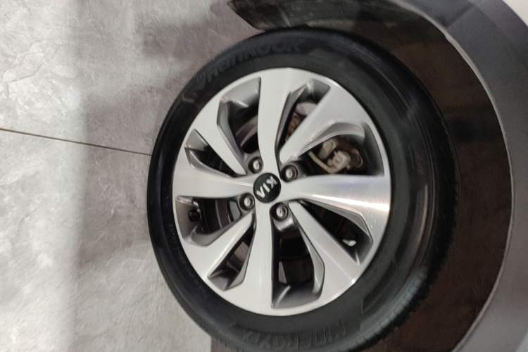 Used Kia KX Cross 2018 1.6L Automatic Dynamic Sunroof Version Right Rear Wheel Hub