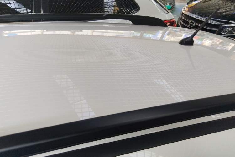 Used Kia KX Cross 2018 1.6L Automatic Dynamic Sunroof Version Roof